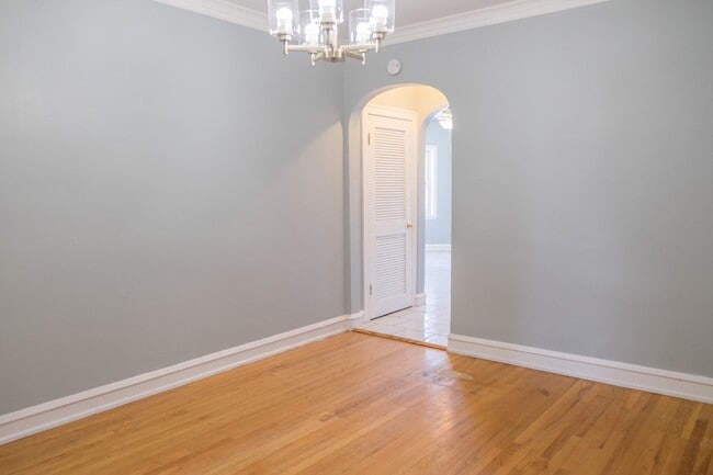 Photo - 5445 W 64th St