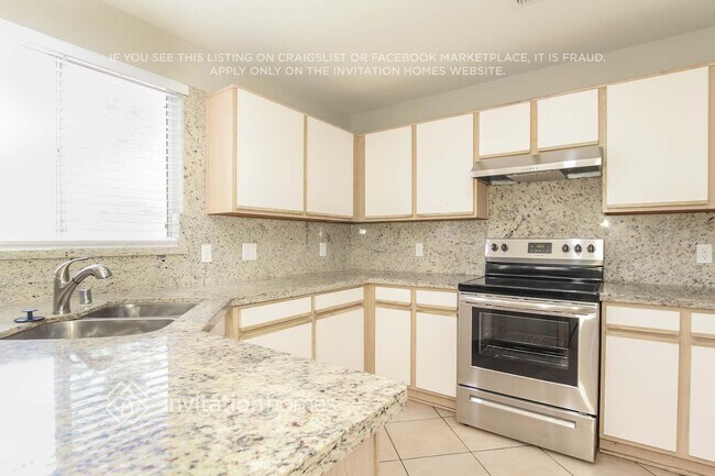 Photo - 12934 W Laurel Ln