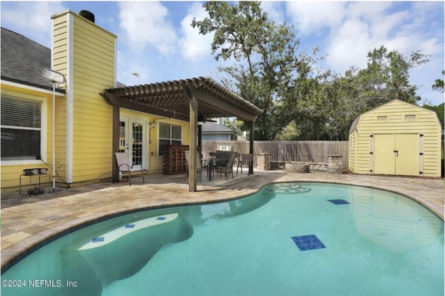 Photo - 8959 Bridgecreek Dr