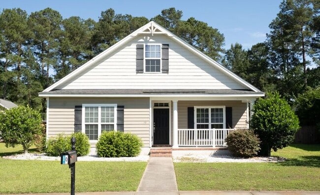 Photo - 10 Arbors Cir