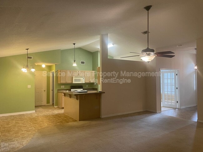 Photo - 6940 Hardwood Ct