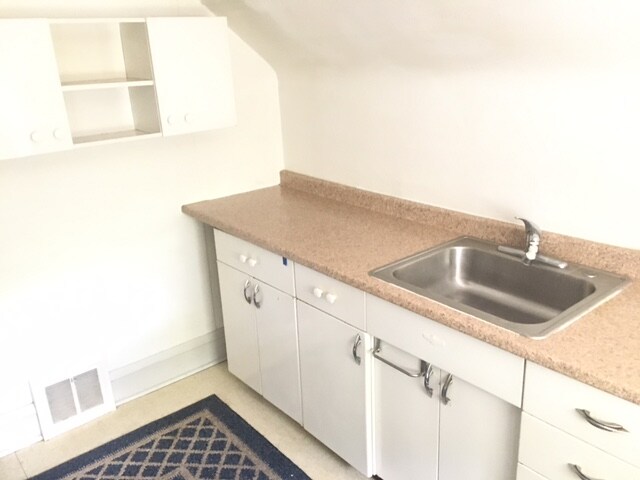 3132 Meadowbrook Blvd Unit 3