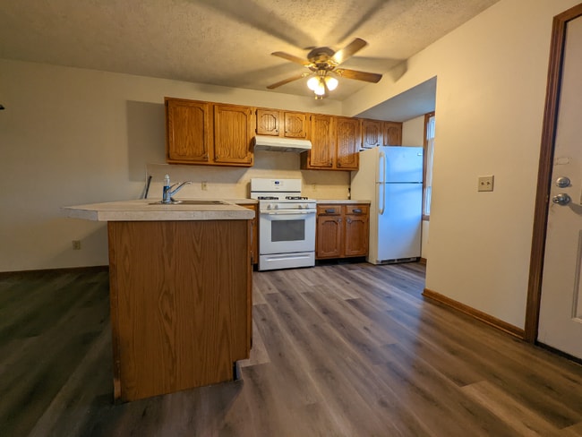 Photo - 2543 Burton St SE Unidad 2543