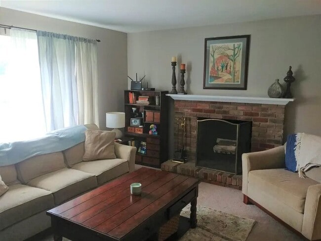 Photo - 8424 Holiday Hills Dr