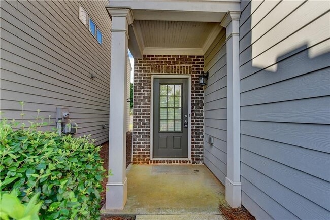 Photo - 5160 Breezewood Cir