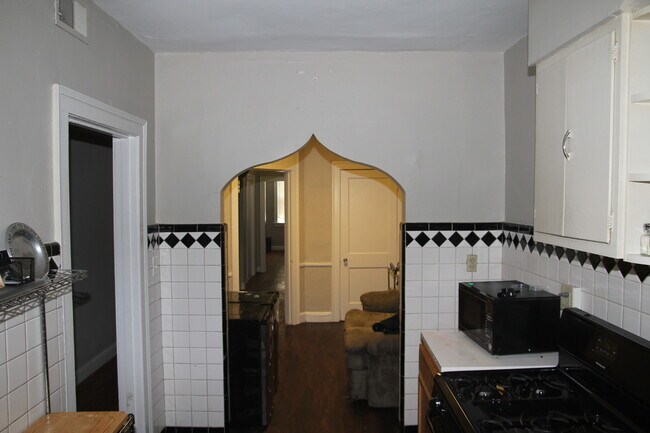 Photo - 6643 Kingsbury Blvd Apartments Unit 1E