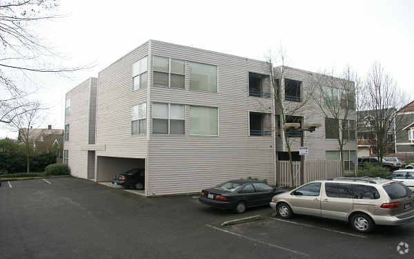 Photo - Strada 67 Apartments