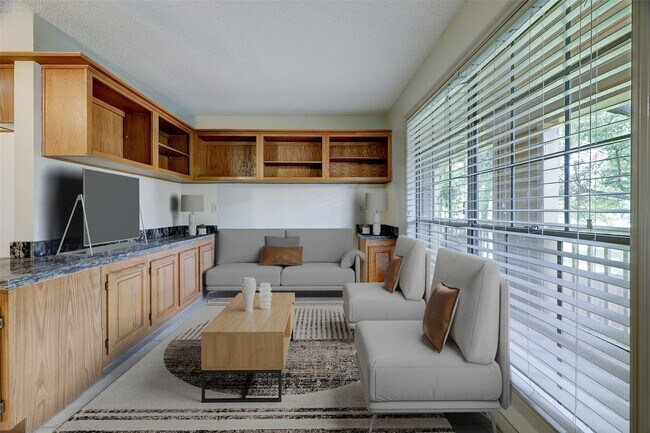 Photo - 1311 Antoine Dr Unit 146