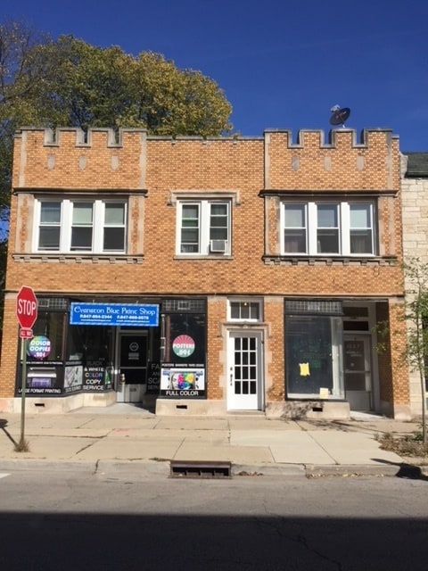 Building Photo - 1527-29 Greenleaf Street Unit 2W