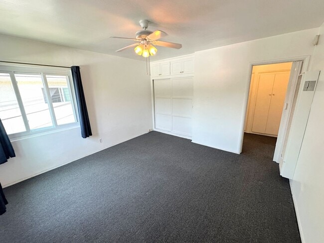 Photo - PRE LEASING - Corner 1 Bedroom Apartment in Los Feliz! Unit 8