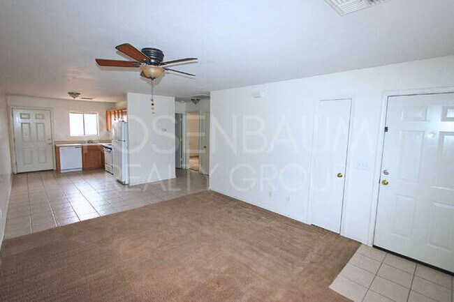 Photo - 15588 S Yava Rd Unidad b