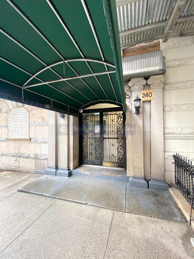 240 W 104th St Unit 6B