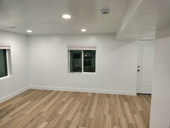 Photo - 7393 Silver Crk Wy Unit B