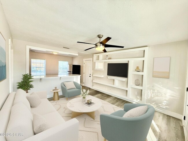 Photo - 1305 Flower Dr