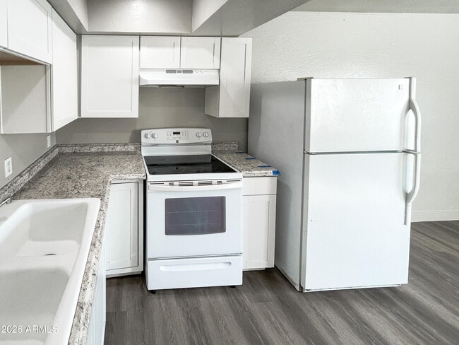 1421 E Fillmore St Unit 4