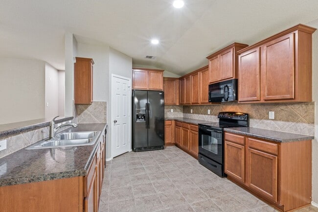 Photo - Open Concept living in MIDWAY ISD