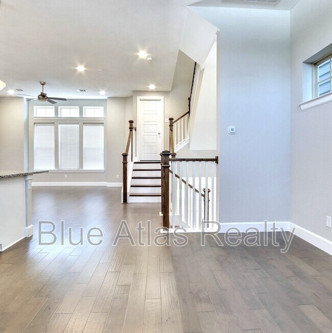 Photo - 5948 Morning Star Pl