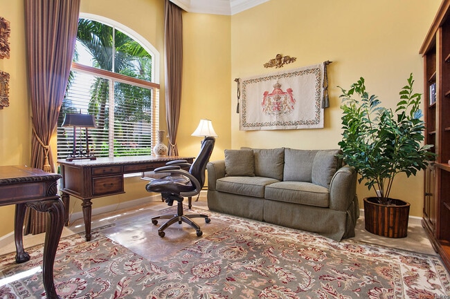 Photo - 206 Porto Vecchio Way