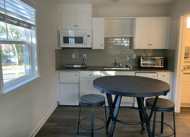 College Town Suites