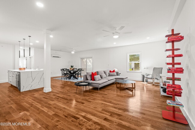 Building Photo - 73 3rd Ave