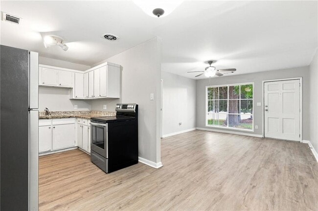 Photo - 6631 Baldwin Ct