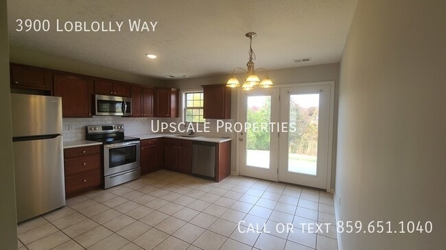 Photo - 3900 Loblolly Way