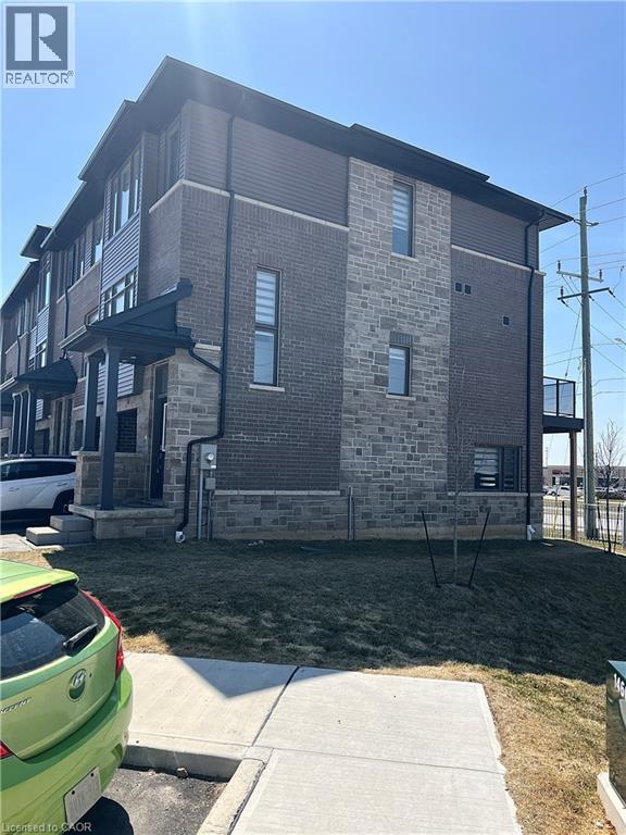 Photo - 120 Court Dr