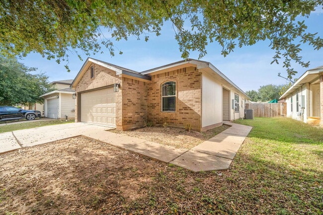 Photo - 3002 Crownover St