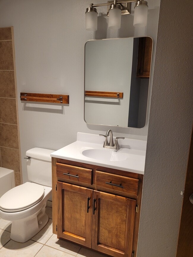 Photo - 1319 Pacheco Ct Unit b