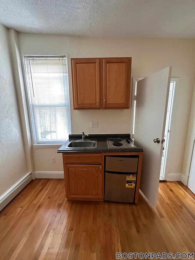 Photo - 51 S Huntington Ave Unidad 203