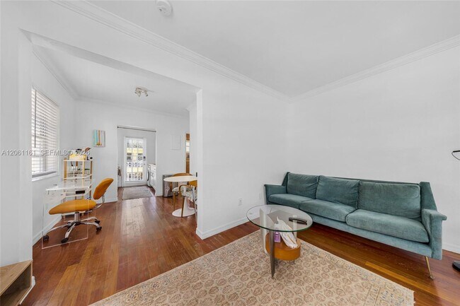 Photo - 901 Meridian Ave Unit 207