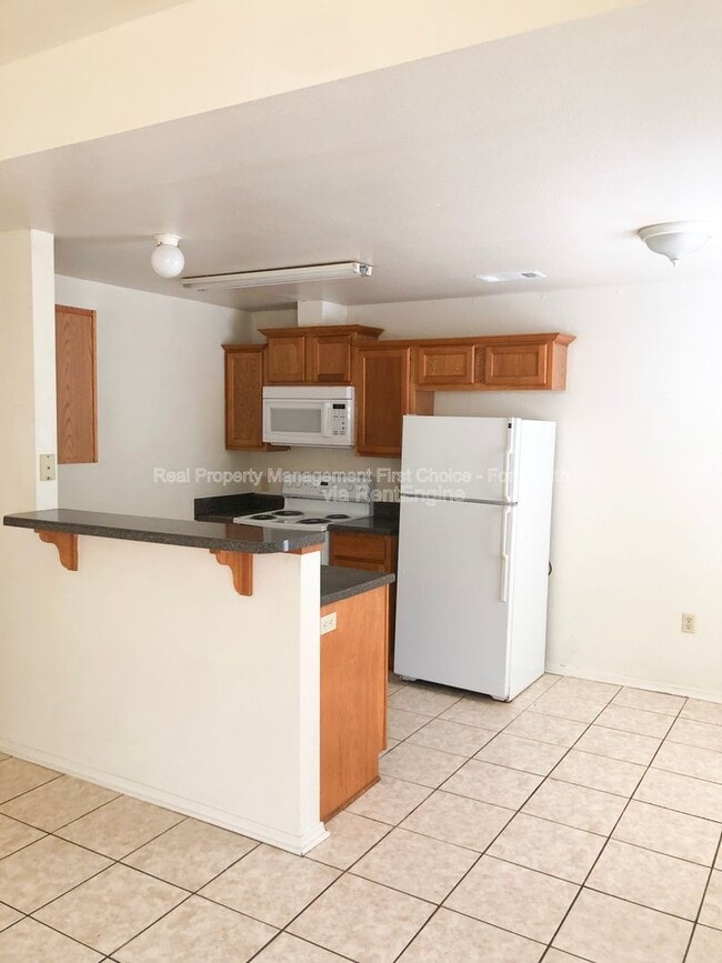 Photo - 1447 Brazil Ave