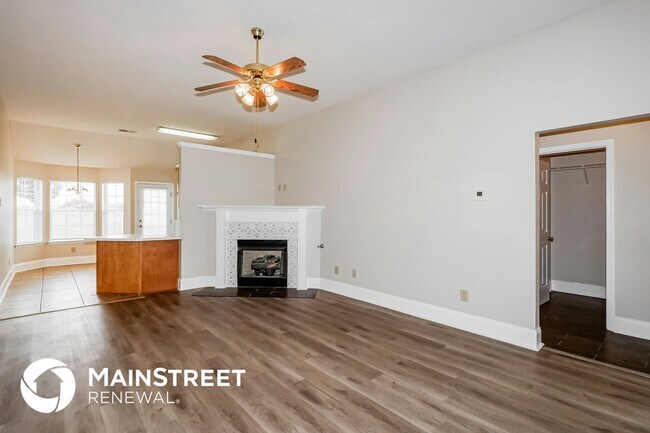 Photo - 8260 Clubview Dr