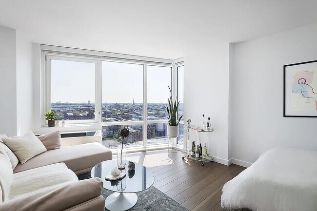 Photo - 21 India St Unit T2407