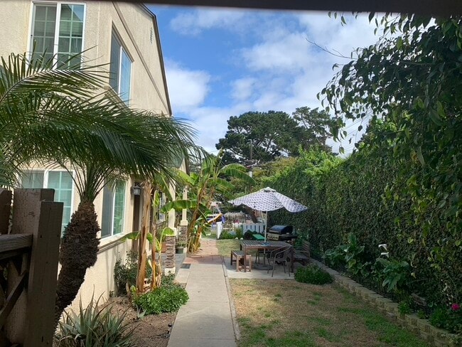 Photo - 3680 Voltaire St Unidad 3680 Voltaire