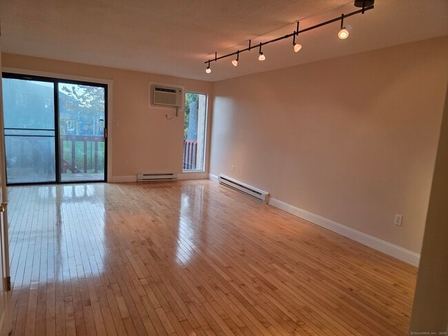 Photo - 552 Shennecossett Rd Unit D50