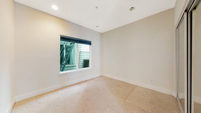 Photo - 2 bedroom 1 bathroom with Garage Parking