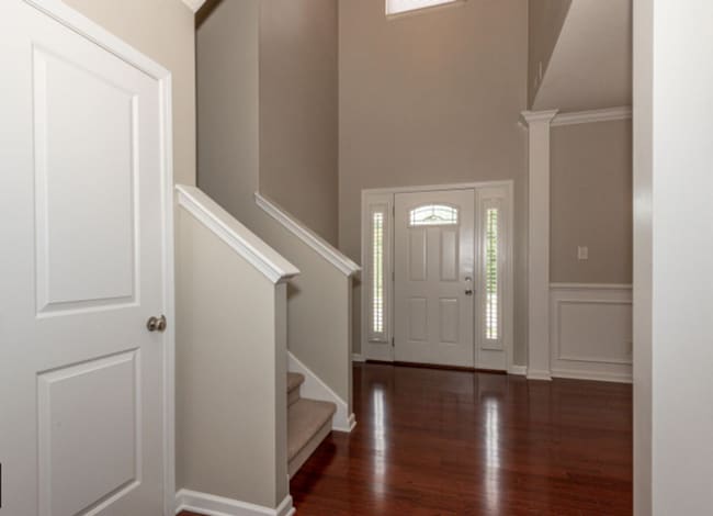 Photo - West Knoxville 37932 - 4 bedroom, 2.5 bath home - Call Jean Chung (865) 386-1022