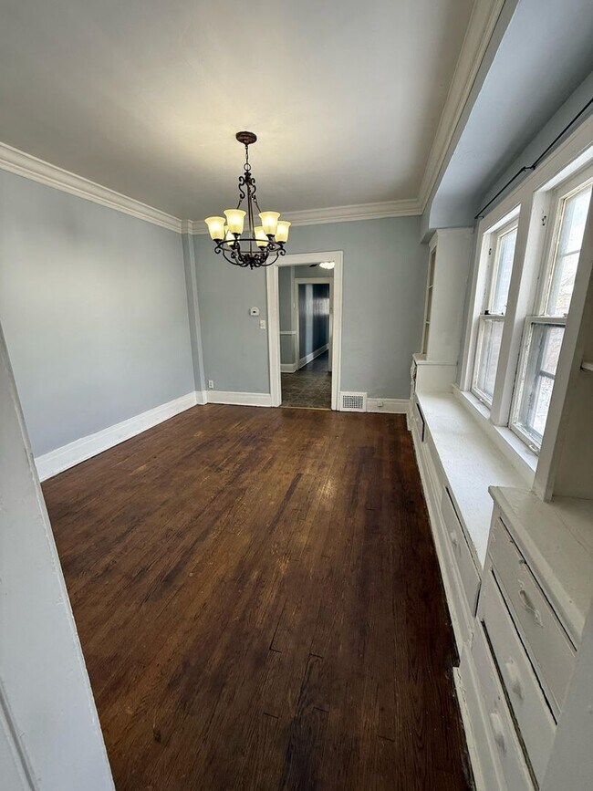 Photo - 3390 E 143rd St Unit 4