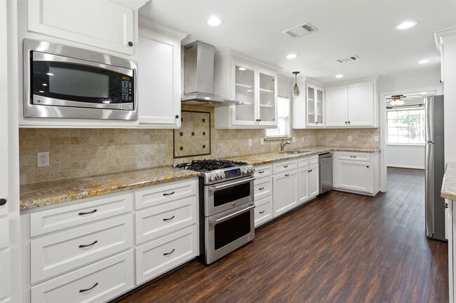 Photo - 4414 Belle Glade Dr