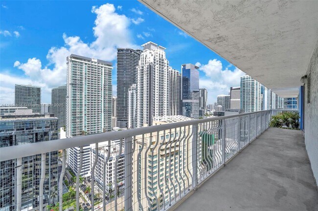 Photo - 1200 Brickell Bay Dr Unit 3123