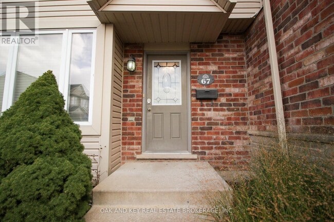 Photo - 1625 Purser St