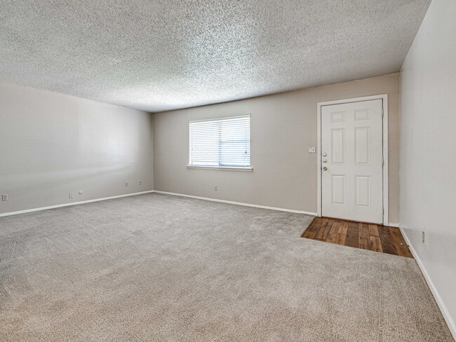 Sala de estar - Lakeview Townhomes