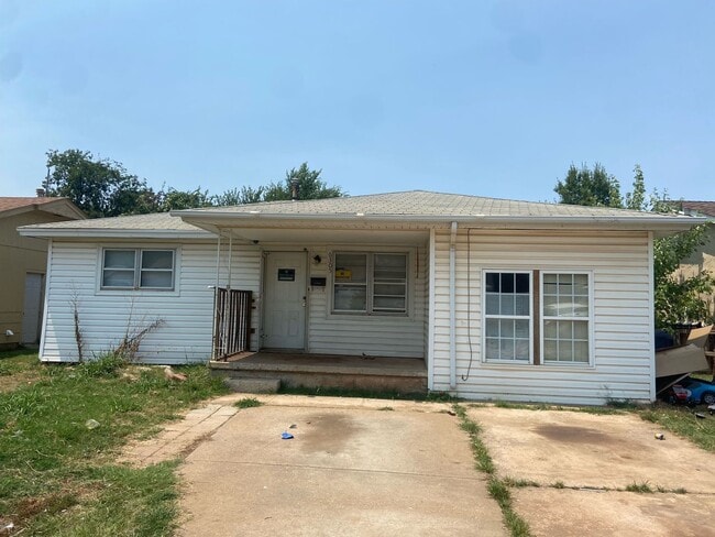 Building Photo - Se 4bed 2bath home