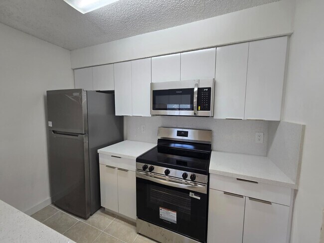 Photo - 1241 SW 46th Ave Unit 1002