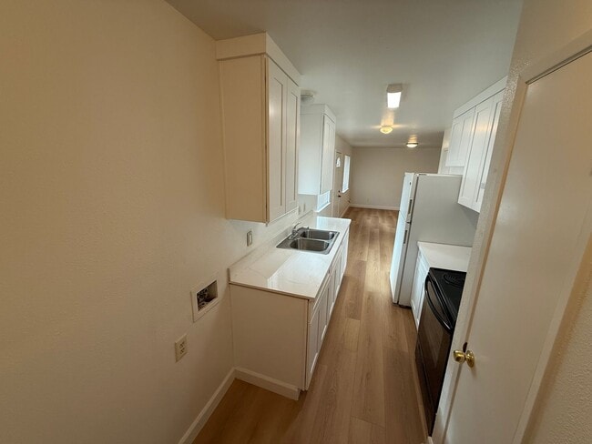 Photo - 11521 Poole St Unit 2