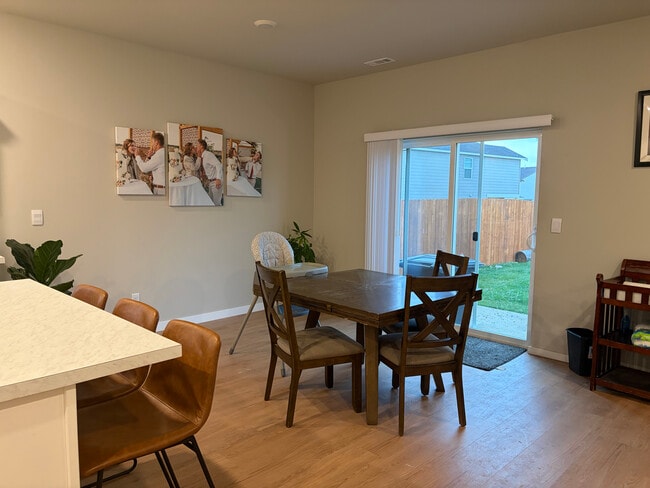 Photo - 2923 Longhorn Loop