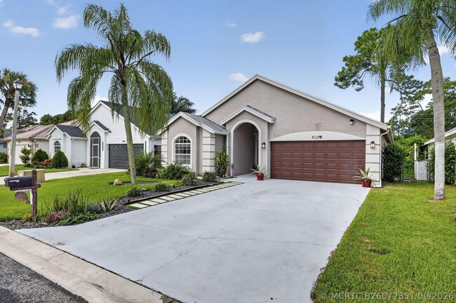 1504 Lake Breeze Dr