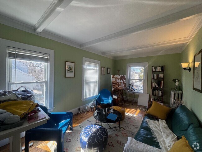 Building Photo - 45 Kidder Ave Unit 2 Rental