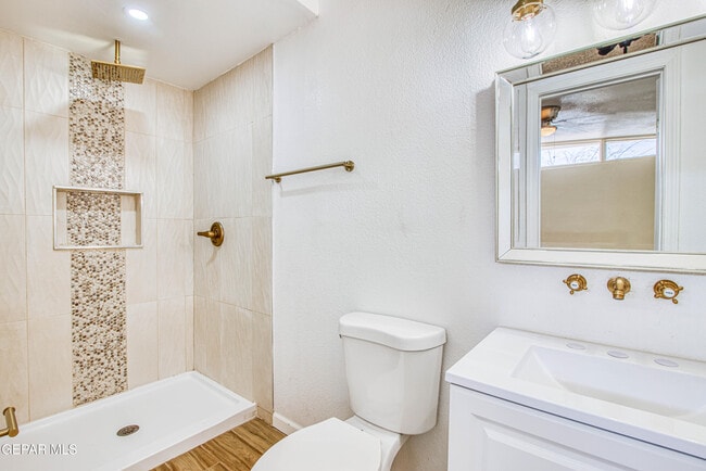 Photo - 8818 Mt Elbert Dr